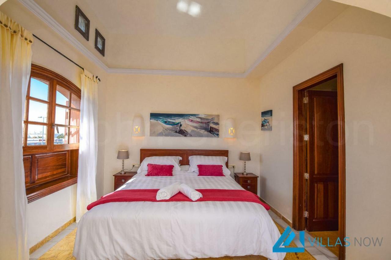 Villa Valentina - Lh156 By Villas Now Ltd 普拉亚布兰卡 外观 照片